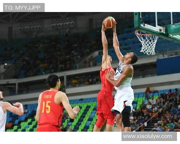 戈贝尔与阿联的巅峰对决:谁能在国际赛场上更胜一筹 戈贝尔与阿联的巅峰对决:谁能在国际赛场上更胜一筹