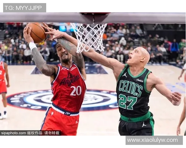 猛龙与凯尔特人激战正酣精彩直播回顾与赛后分析